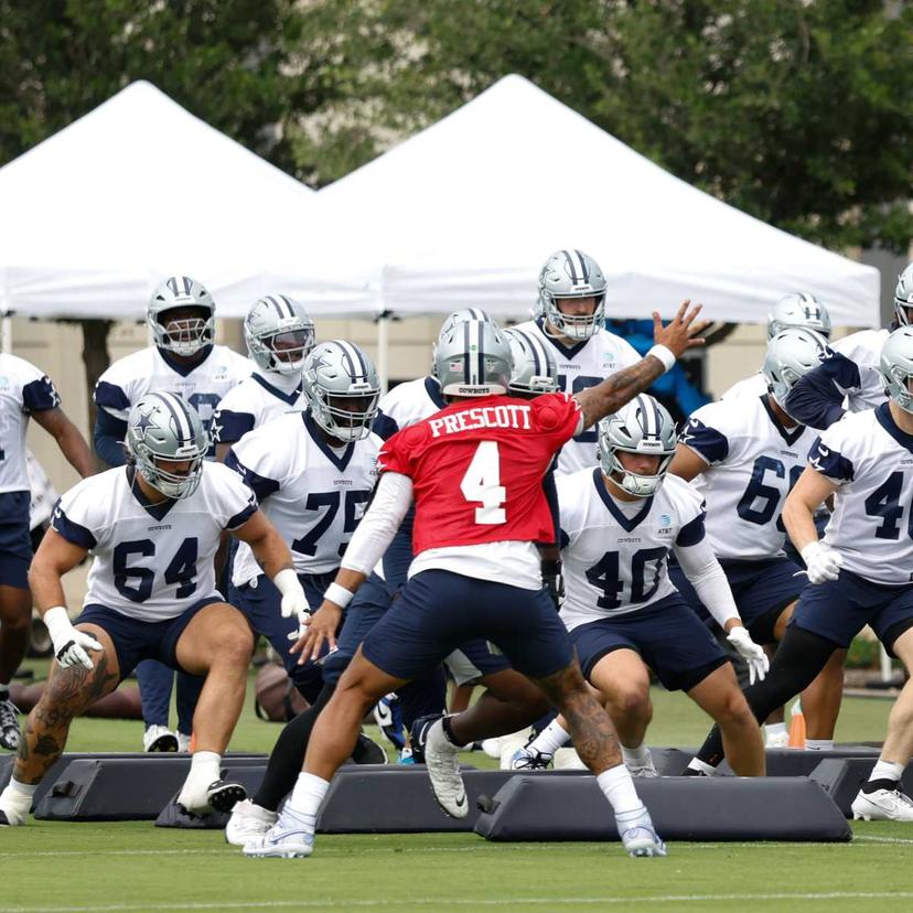  Dak Prescott leads Cowboys through CeeDee Lamb’s training camp absence.