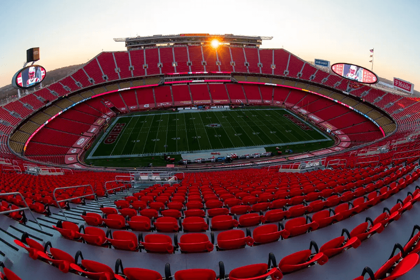 Kansas City Chiefs – Stay or Go? Arrowhead at a Historic Crossroads