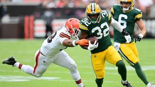 Aaron Jones’ successor Turns Down Lucrative Endorsement to Focus Fully on NFL Dream