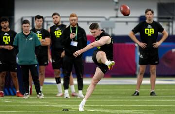 From Dublin to Lambeau – Second Irish Player Joins Packers’ Kicking Room Alongside Veteran McManus!