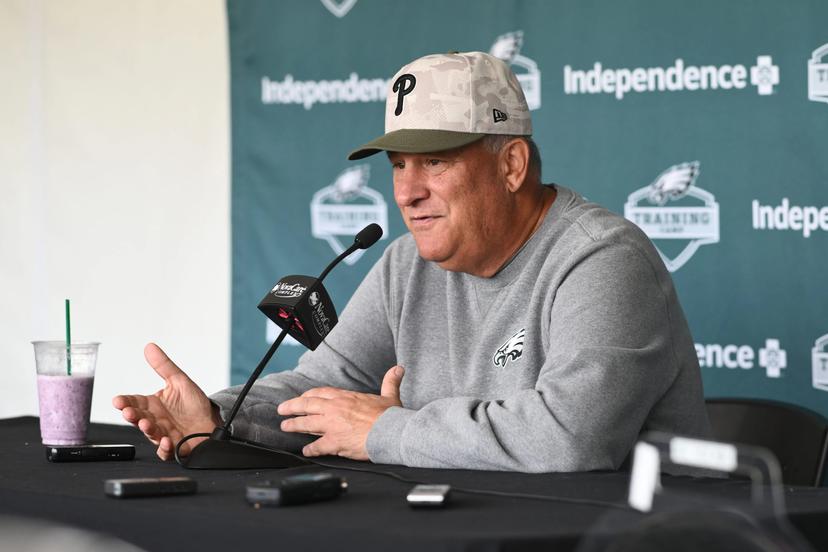 Midnight Green in His Veins - Signed veteran cornerback Impresses Vic Fangio in Just One Week