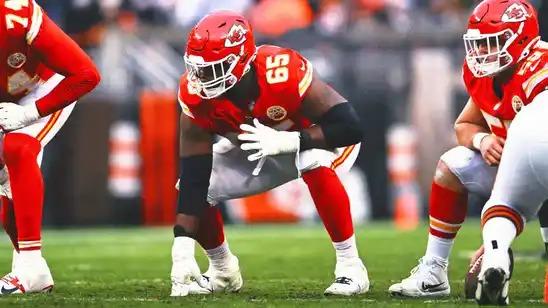 Chiefs’ Phoenix Doesn’t Care about His Record-Breaking Contract.