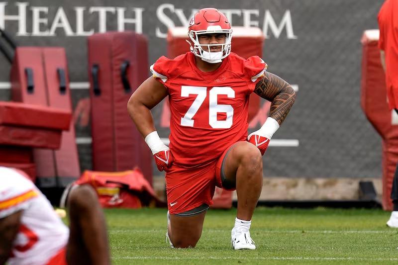 Chiefs Rookie Walks Out, Chris Jones Issues Stark Warning