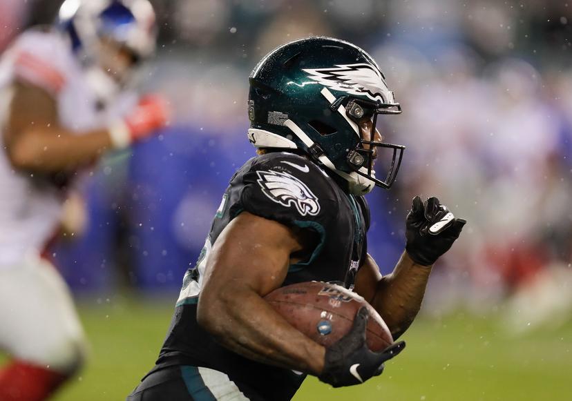 Former Eagles Fan Favorite Eyes Return to The Linc — 'Giant Killer Coming Home'