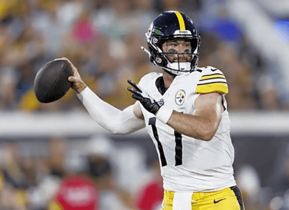 9 Teams Submit Trade Offers for Steelers Newcomer QB After Preseason Opener — Market Heating Up Fast