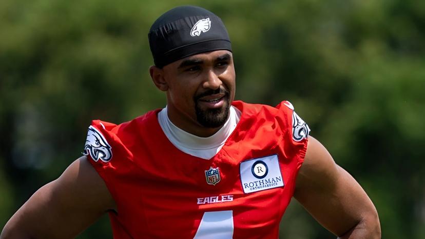 Browns Rookie Chases Down Jalen Hurts After Joint Practice — Begs for Philly-Style Wisdom from Eagles' QB1
