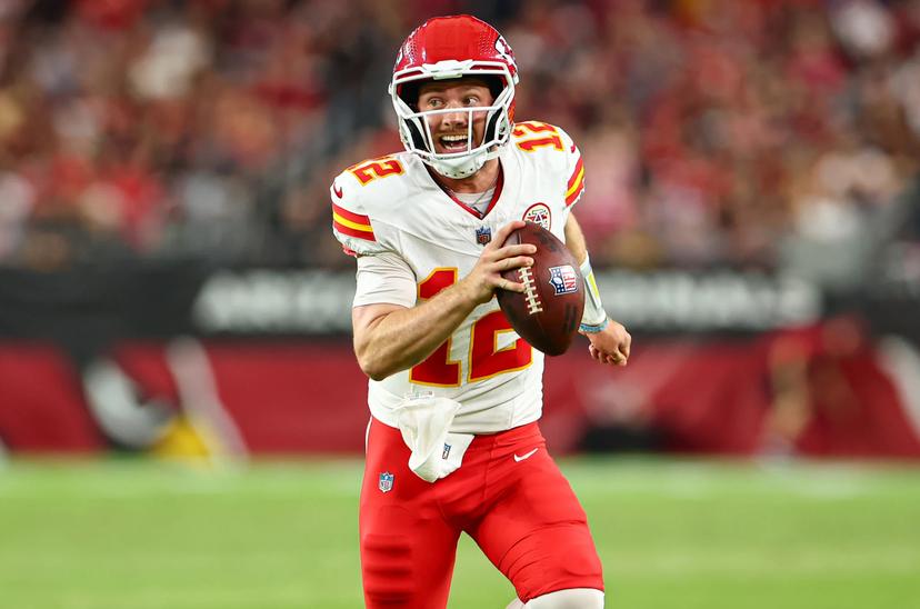 Chiefs Weigh Reunion With QB Beaten Out in 2023 Roster Battle Amid QB3 Turmoil