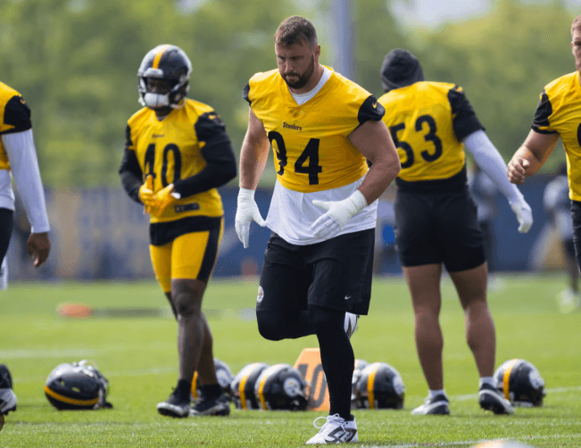 Steelers’ Veteran DT Rejects IR Contract, Chooses to Fight On Despite Salary Cut