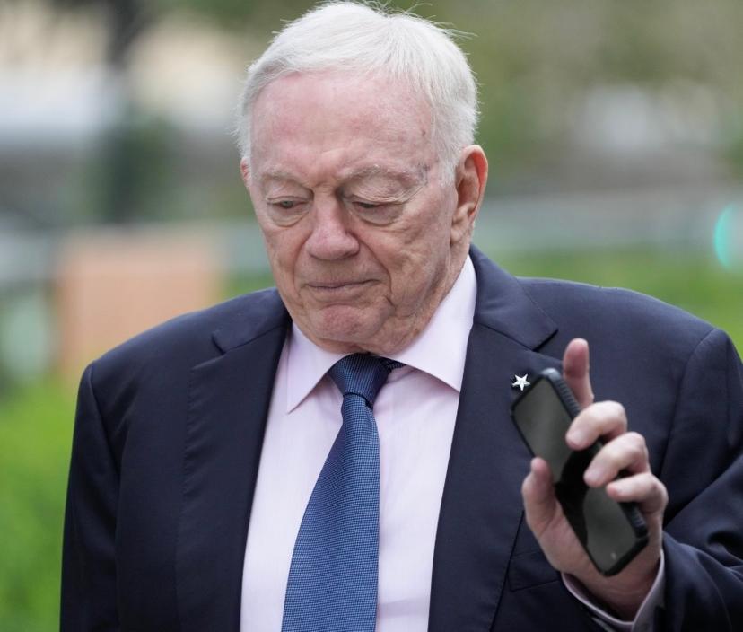 Jerry Jones Regrets $200M Deal, Hints Superstar’s Exit After Contract Ends