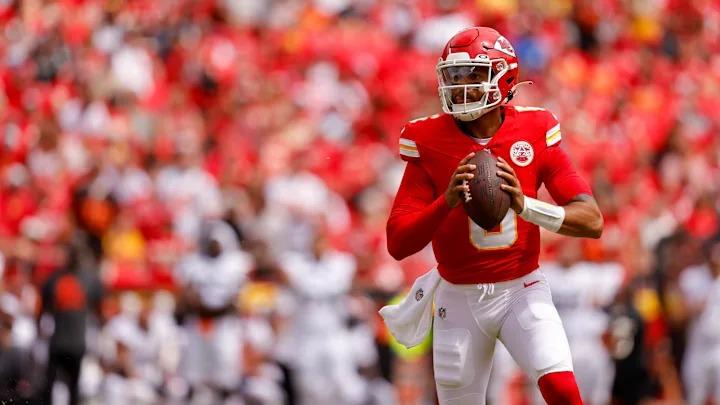Chiefs Developmental Signal-Caller Not Finalized on the 53-Man Roster — Sends a Heartfelt Message to Chiefs Kingdom