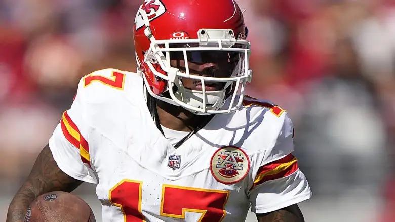 Beloved Former Chief Released by Packers — Issues Emotional Plea to Return to Kansas City