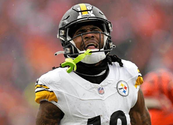 Beloved Former Steelers Unsigned After Cleveland Workout — Issues Emotional Plea to Return to Pittsburgh