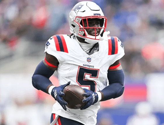 Patriots Safety Star Signs with Bills on Pay-Cut Deal to Chase New Opportunity