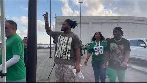 He Didn’t Post a Thing — But Jalen Carter’s Quiet Act for Attacked Eagles Fan By Cowboys Nation Says It All