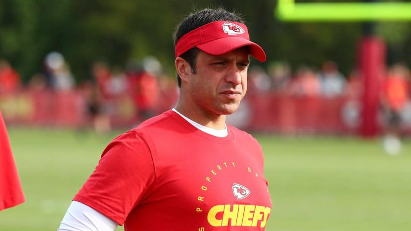 Kansas City Chiefs Inform Veteran OT He Is Being Cut, Agents Exploring Next Team Options