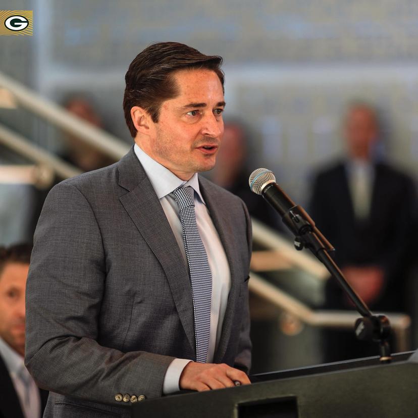 Green Bay Packers President Ed Policy Announces a One-Minute Moment of Silence in the Game vs. the Commanders to Honor the Late Charlie Kirk, Who Was Assassinated at a Community Event