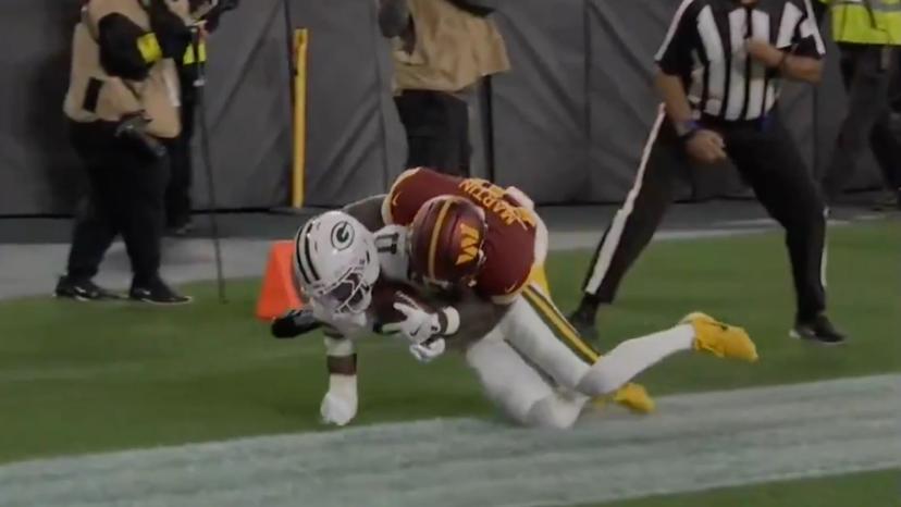 VIDEO: Jayden Reed forced to exit TNF with a shoulder injury after a brutal foul
