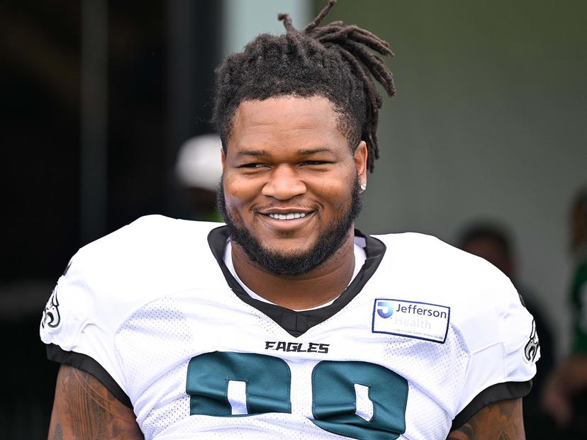 Jalen Carter Responds to Cowboys Fan After They Mock "Tush Push" on X During Game Against Rams