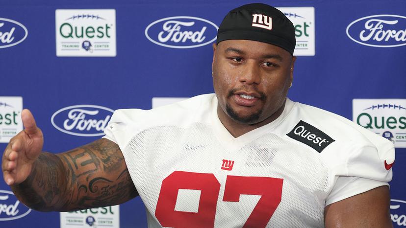 Giants DL Dexter Lawrence Apologizes to Chiefs Rookie After Refusing Jersey Swap