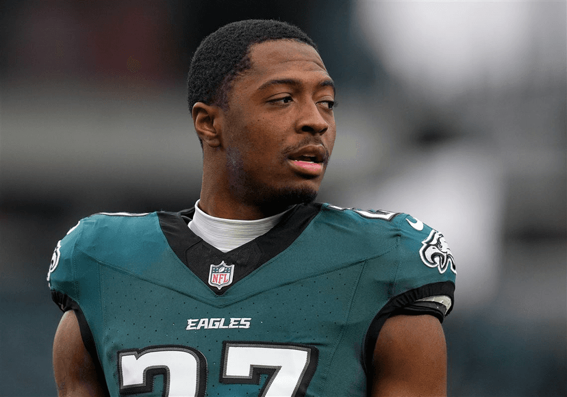 BREAKING: Louis Vuitton Staff Mock Simply-Dressed Man, Deny Entry — 48 Hours Later, They’re Stunned to Learn He’s Philadelphia Eagles Star Quinyon Mitchell