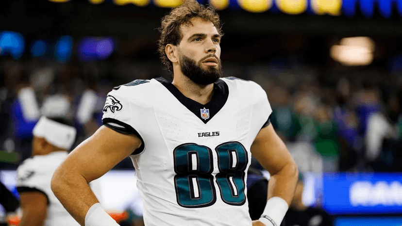 Eagles TE Dallas Goedert Gives Make-A-Wish Kids an “Unforgettable Moment” at Mitchell & Ness in Philadelphia