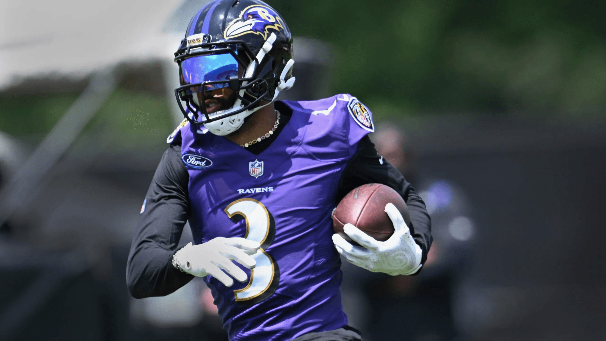 All-Pro SuperStar With 7,987 Yards & 59 Touchdowns Expresses Desire To Join Vikings Amid Uncertainty Over Ryan Kelly & Aaron Jones