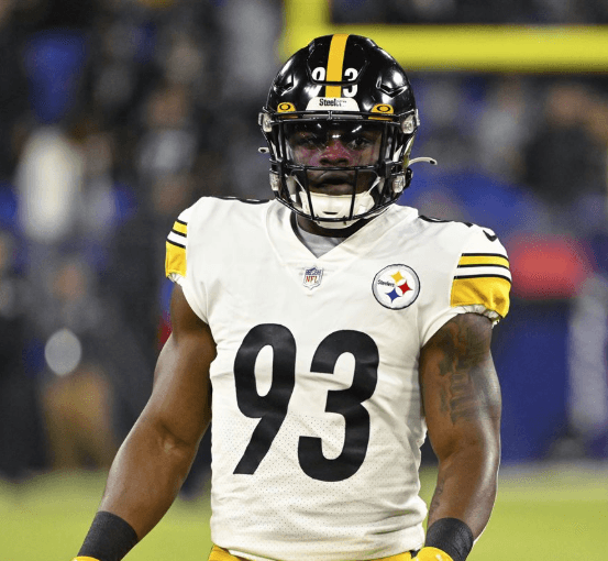 Former Steelers Goes Viral for Looking "Miserable" When Talking About Pittsburgh After the Game