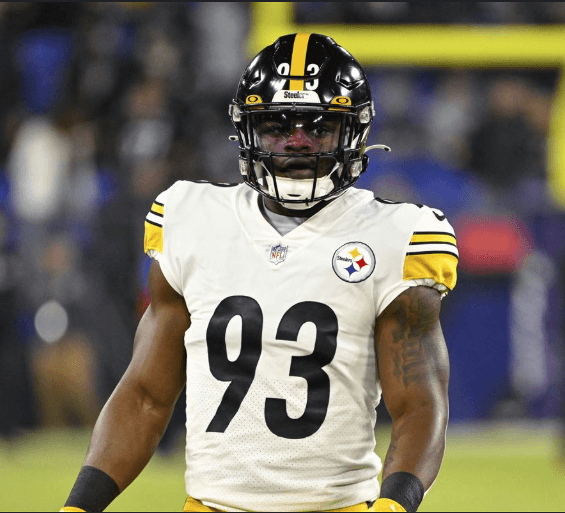 Former Steelers Cursed Out in Locker Room and Cut After Patriots’ Loss