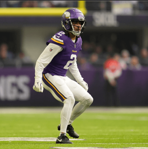 Ravens Bring In Former Vikings Superstar for Workout — Super Bowl Champion, 2× All-Pro, 5× Pro Bowler	