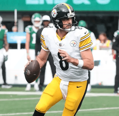 Aaron Rodgers Delivers Clear Message to Steelers After Near Vikings Comeback