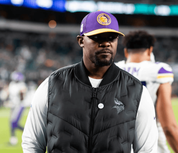 DC Vikings Accuses HC Mike Tomlin of illegal Sign-Stealing After Gut-Wrenching Defeat