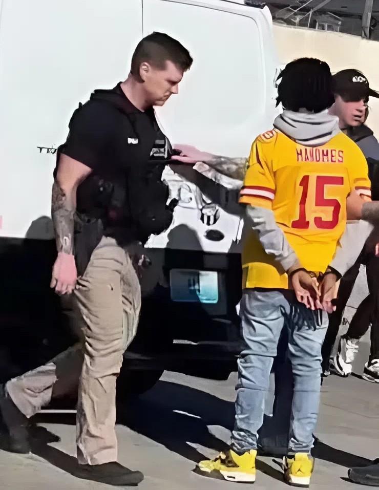 Chiefs Fan Arrested in Kansas City After Armed Threat Against Eagles Fans Following Team’s Loss