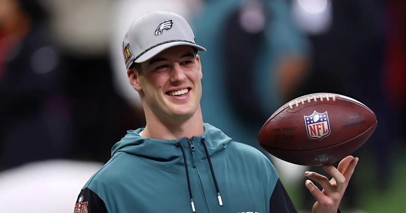 Bengals Send Eagles an Offer They Can’t Refuse for QB Tanner McKee Amid Burrow Injury Crisis