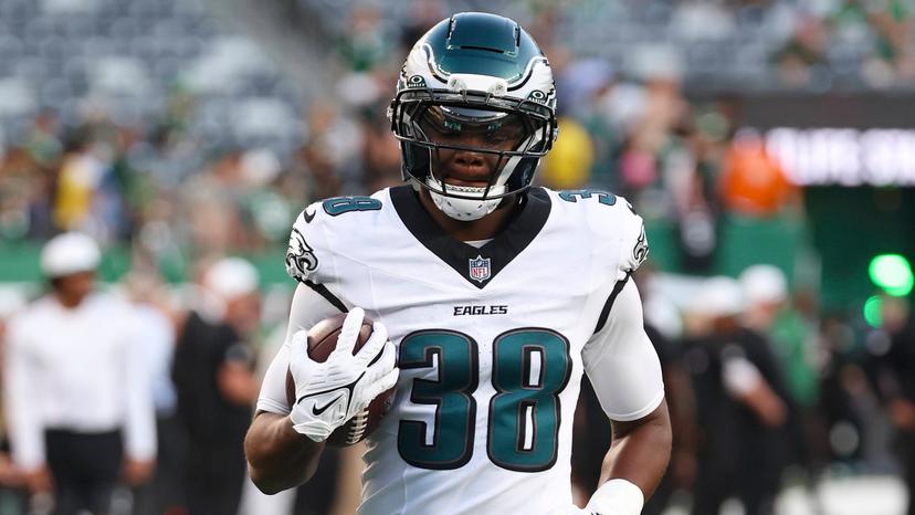 Former Eagles 1st-Round Pick Announces Retirement In Philly After Being Waived