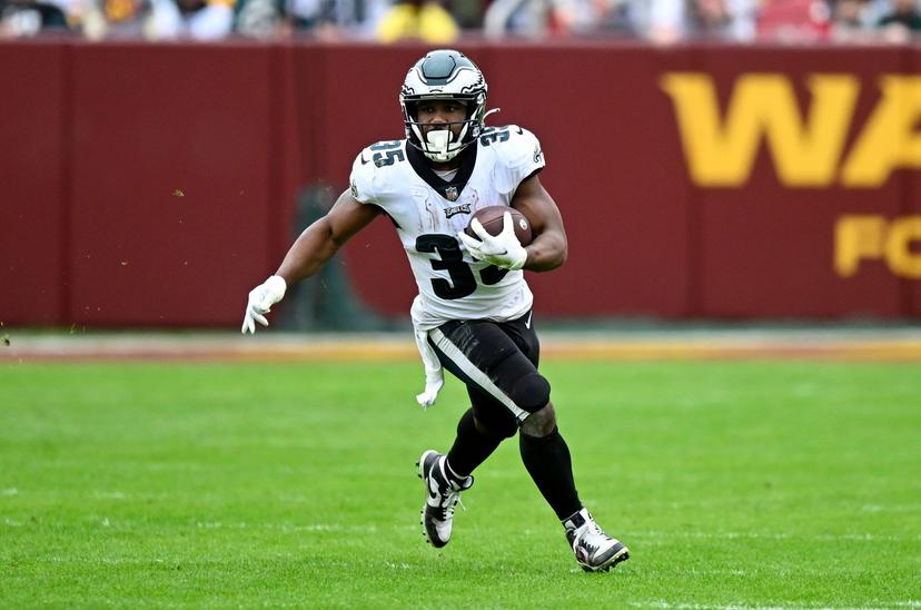 Former Eagles Star Forced to Join Rams to Support His Ailing Mother, Though His Heart Still Belongs to Philly