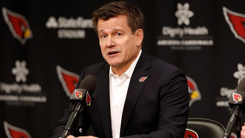 Cardinals Accuse 49ers of Supplying Smelling Salts to $7M Star During Home Win