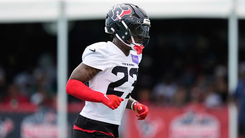 Eagles Work Out With Former Safety Just 10 Hours After Texans Release — Despite Past Criticism