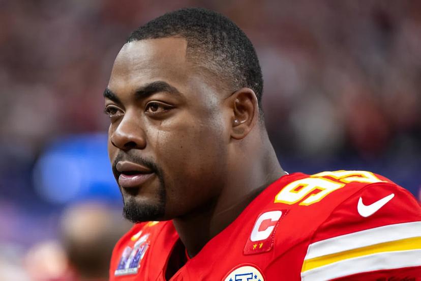 RESPECT: Chris Jones Returns From Family Tragedy Just Hours Before Chiefs vs. Ravens Kickoff