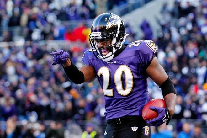 Ex-Ravens Safety Blames Divorce on Chores: “My Wife Wanted Me to Be Her Housekeeper”