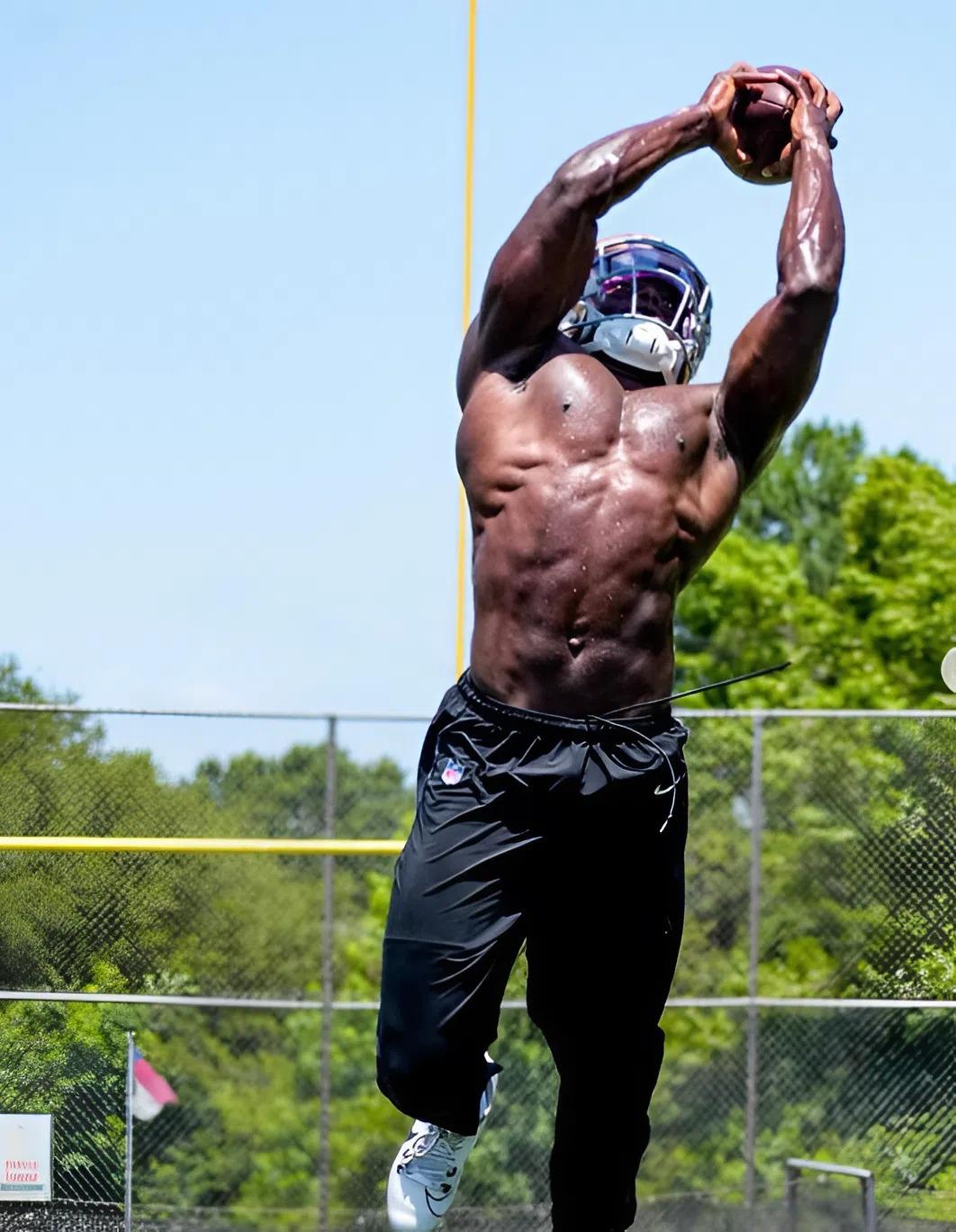 Sophomore 92 Tackles Safety Opens Practice Window, Returns to Practice Today