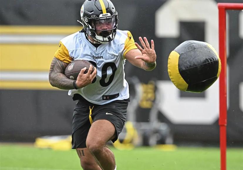 Steelers’ Key to Win Returns from  Injury Just Ahead of Clash with Vikings
