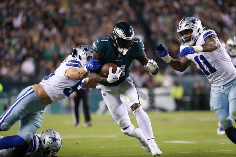Super Bowl Champion Safety Visits Dallas Today After Texans Release