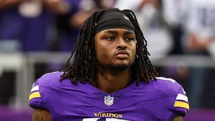 NFL Officially Fines Dallas Turner for Punching Steelers’ DK Metcalf in Heated Clash vs Vikings