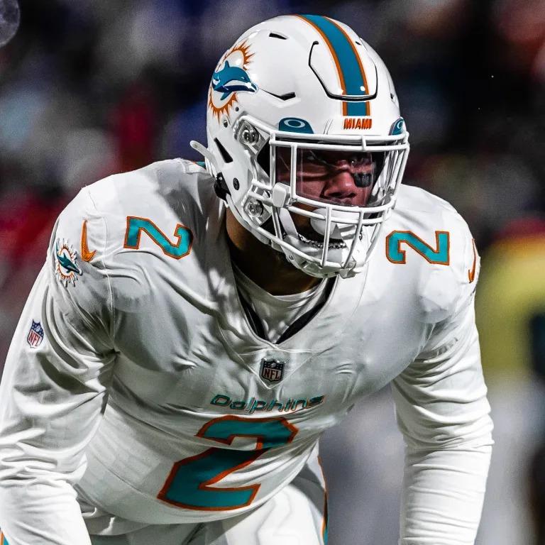 Cowboys Nearing Deal to Trade for Dolphins Edge Rusher With More Sacks Than Micah Parsons