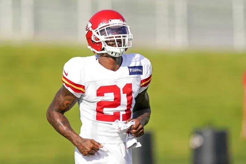 Former Chiefs Super Bowl Champion Starter Announces Retirement, per Source