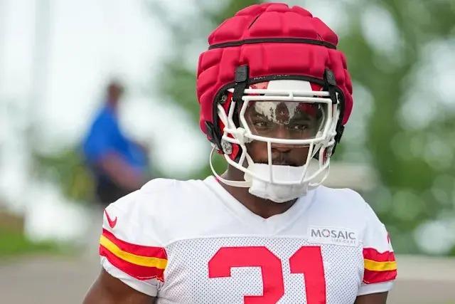 Chiefs Rookie WR Gets a Meet-and-Greet Organized by His Mother Despite Not Having Played a Single Snap for the Team