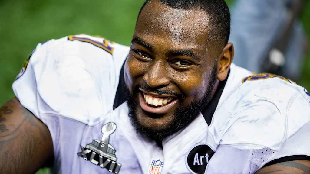 Ravens Mourn the Passing of Super Bowl Winner Arthur Jones