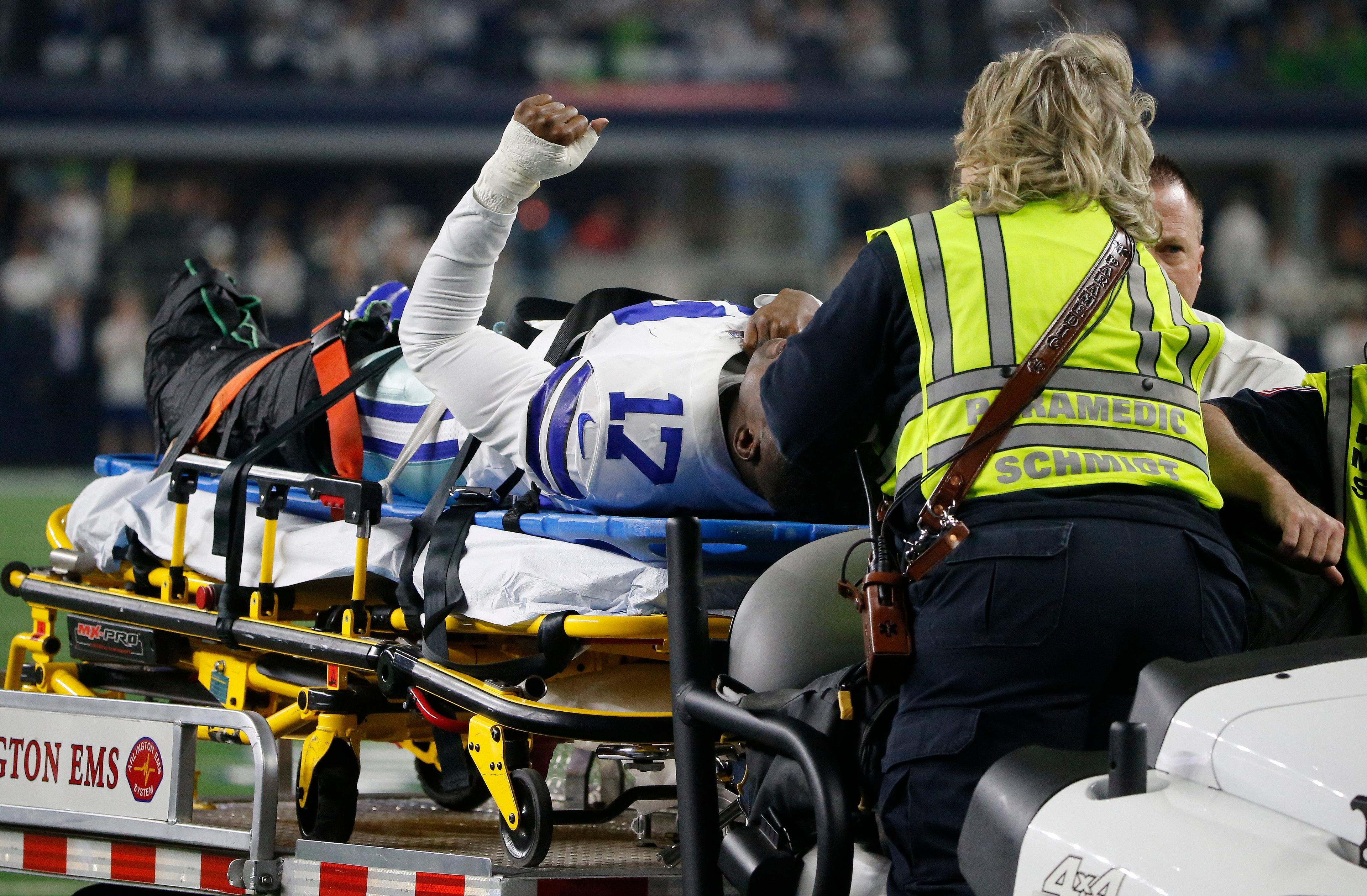 Dallas Cowboys player Allen Hurns suffers gruesome leg injury