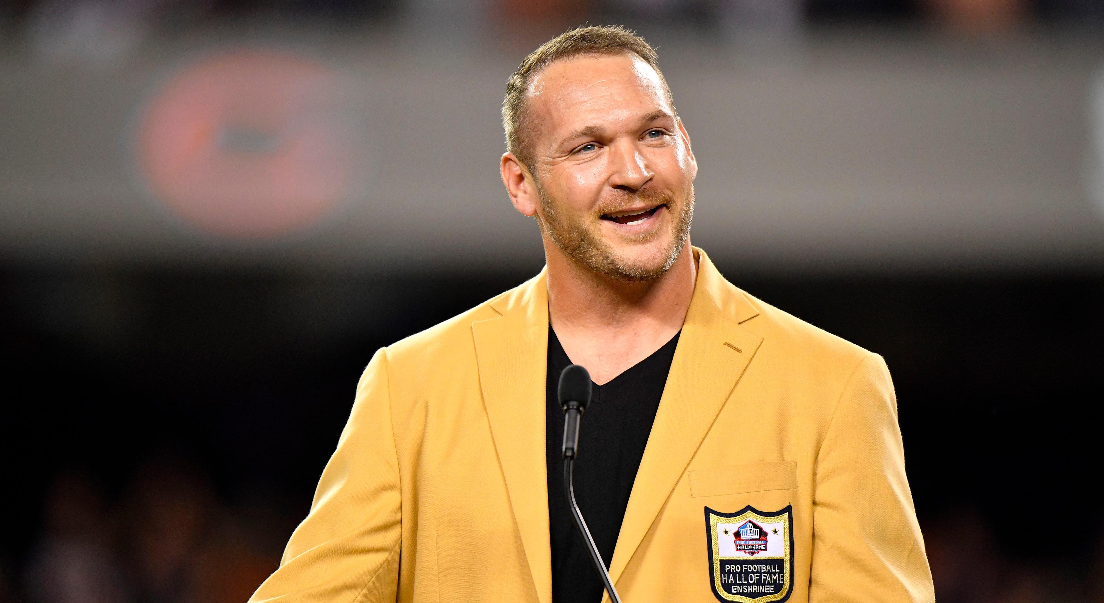 NFL Hall of Famer Brian Urlacher sues hair transplant company for using  likeness without permission