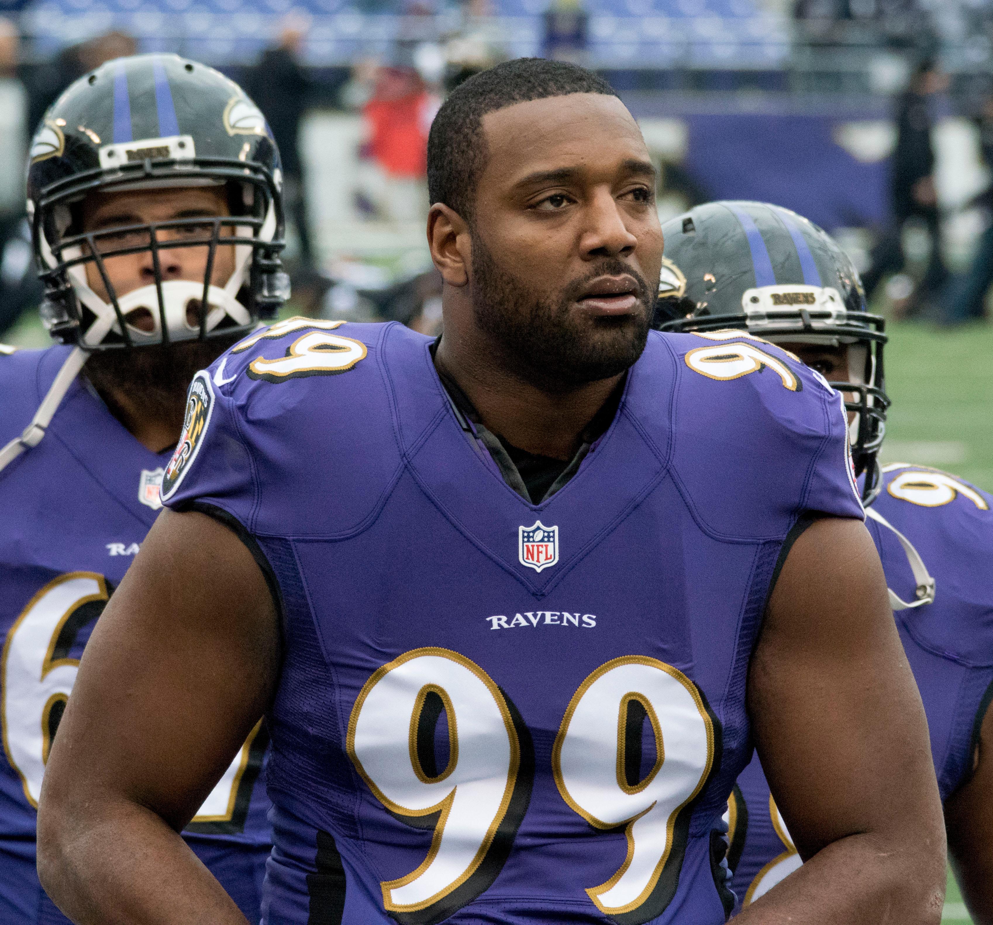 File:Chris Canty vs. Jaguars 2014.jpg - Wikipedia